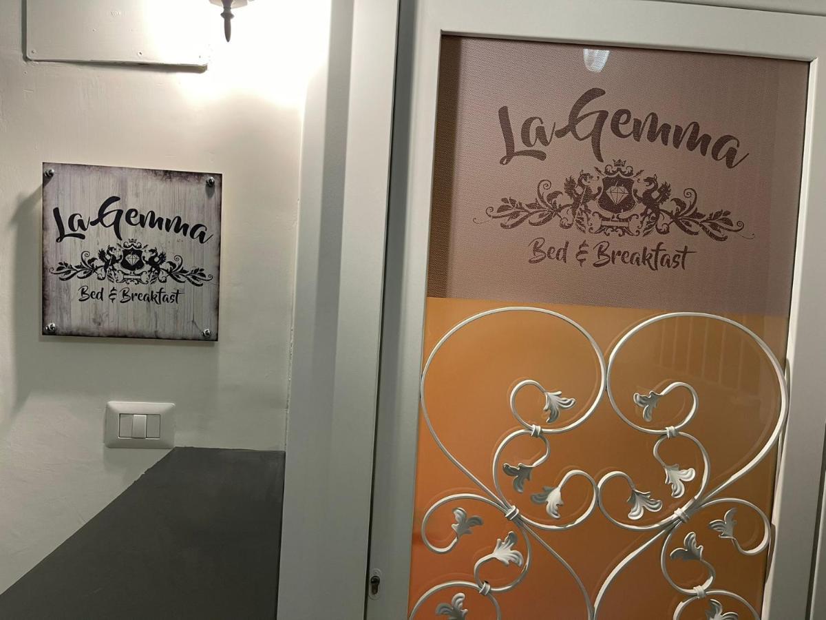 Beb La Gemma Bed & Breakfast Наполи Екстериор снимка