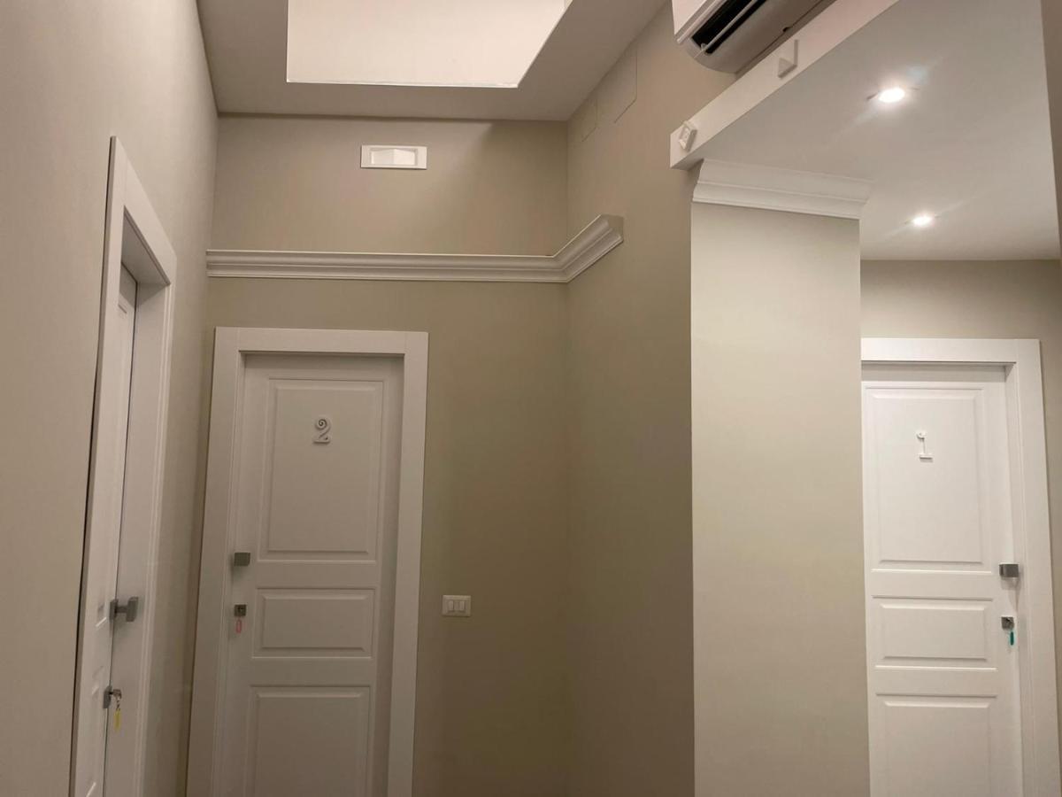 Beb La Gemma Bed & Breakfast Наполи Екстериор снимка