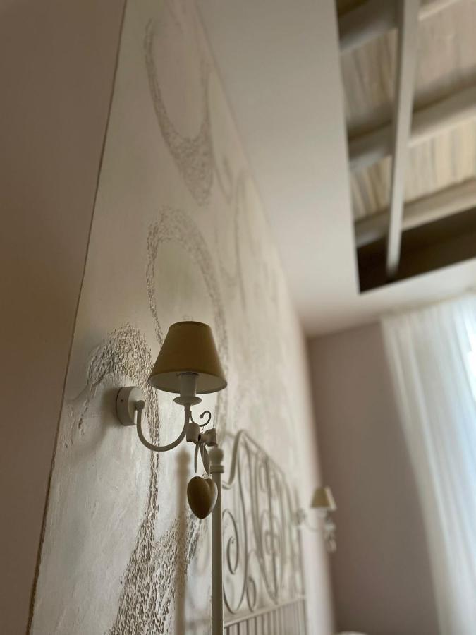 Beb La Gemma Bed & Breakfast Наполи Екстериор снимка