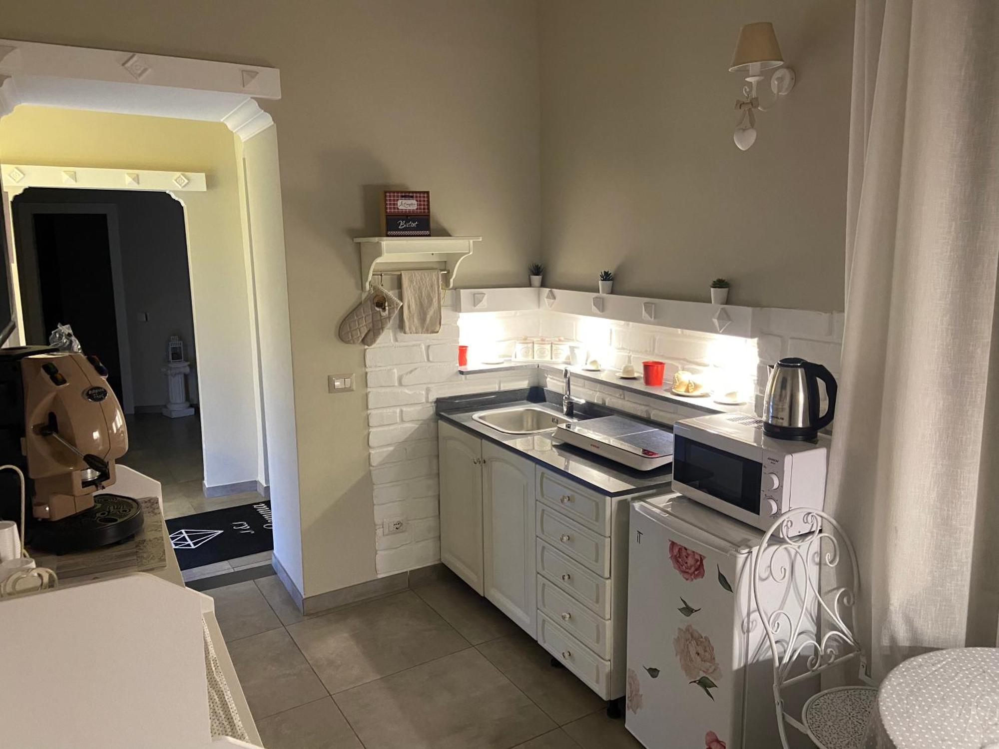 Beb La Gemma Bed & Breakfast Наполи Екстериор снимка